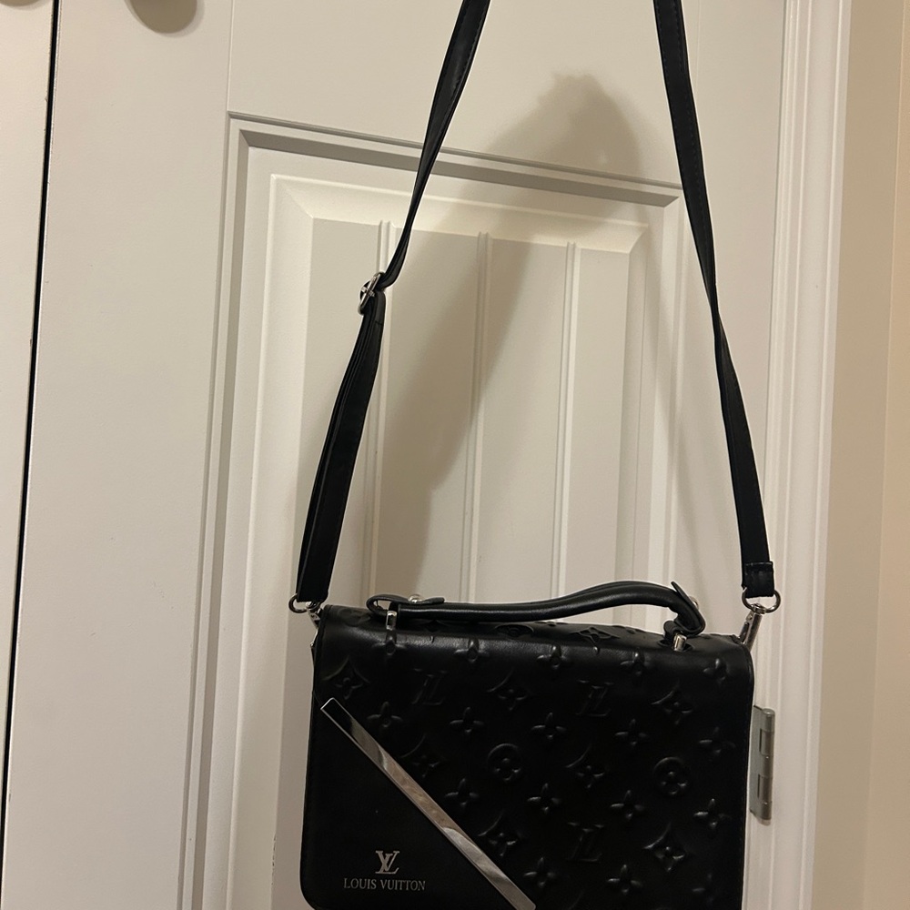 Black Designer Embossed Crossbody Bag - Picture 3 of 4